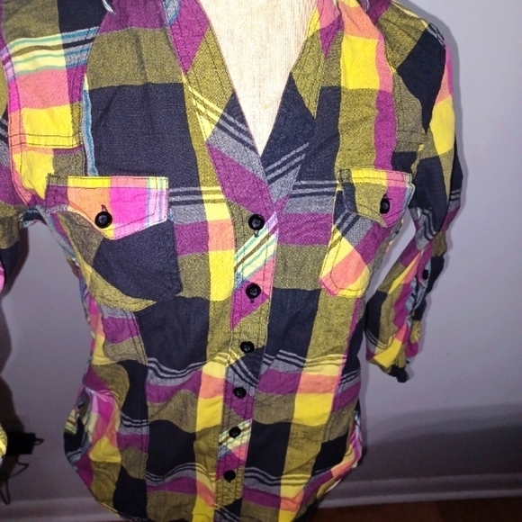 Beautifully Colored Flannel- W Sz Large - Picture 2 of 7